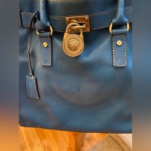 Turquoise Michael Kors shoulder bag